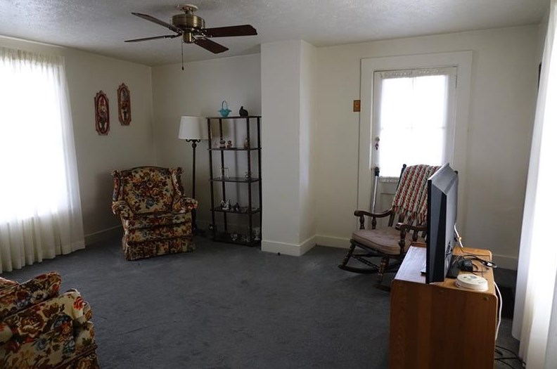 208 Penn St, Butler, PA 16001-4404