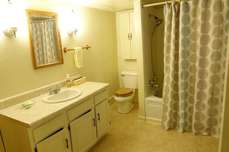 208 Penn St, Butler PA 16001-4149 exterior