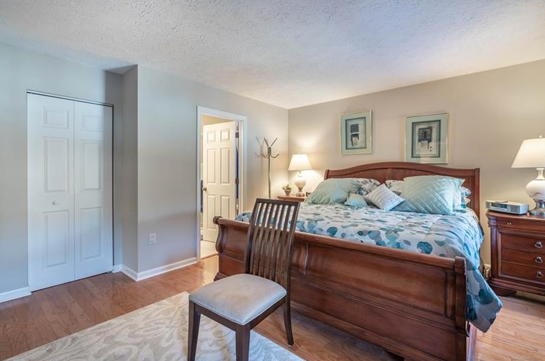 7097 Clubview Dr, Bridgeville PA 15017-3617 exterior