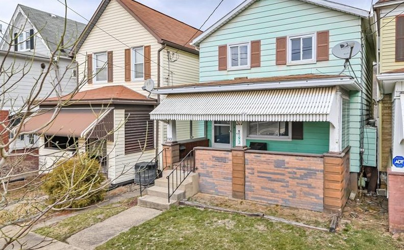 193 Sherman, Vandergrift, PA 15690