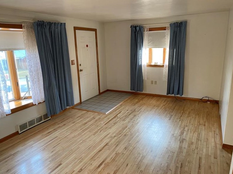 929 Sandalwood Dr, Greensburg, PA 15601-4530