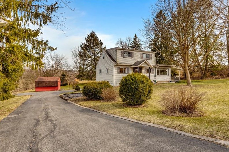 4748 Roland Rd, Allison Park, PA 15101-2214