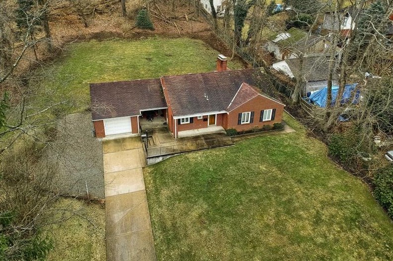 2451 Lytle Rd, Bethel Park, PA 15102-2703