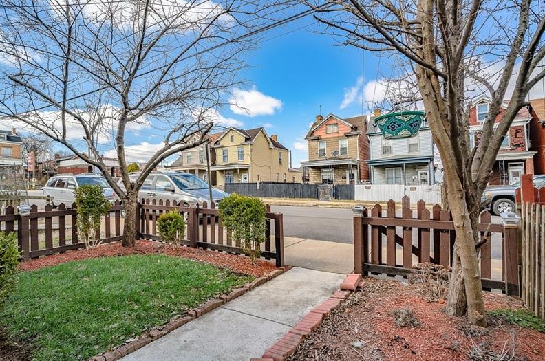 116 E 17th, Whitaker, PA 15120