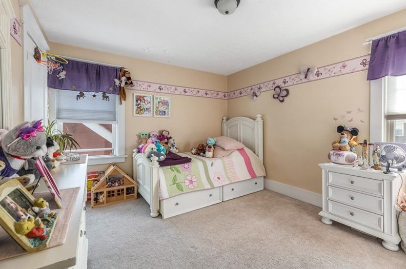 934 Atlantic Ave, Monaca PA 15061-2109 exterior