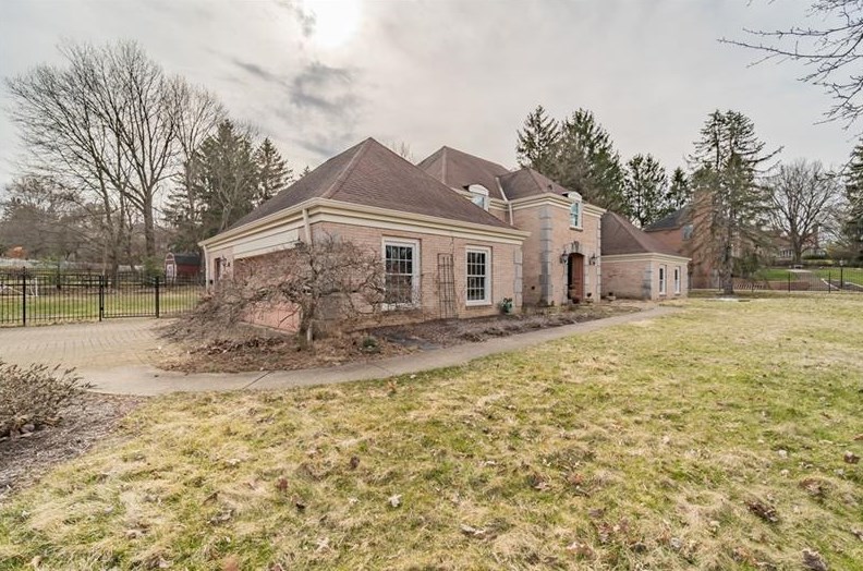 1012 Wade Ln, Oakmont, PA 15139