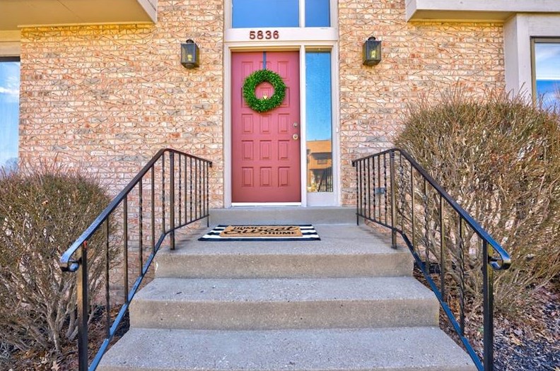 5836 Wallace Ave, Bethel Park, PA 15102-3474
