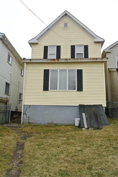 235 Sherman Ave, Vandergrift, PA 15690