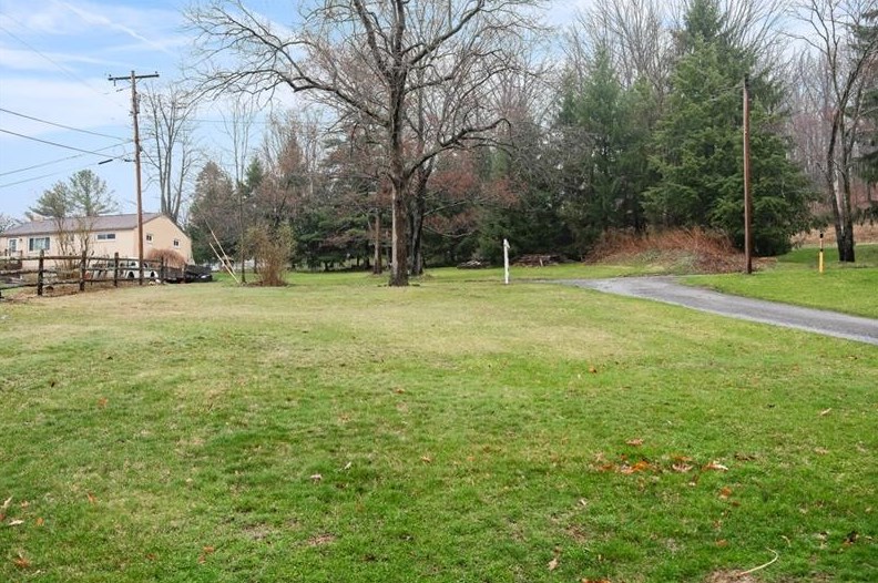 226 Kilgallen Rd, Butler, PA 16002-8918
