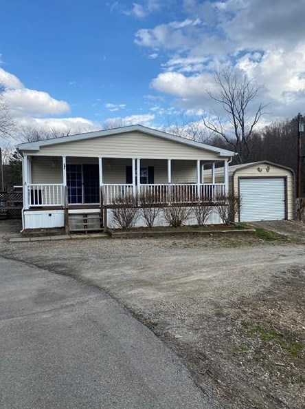 1222 Sunset Dr, Bulger, PA 15019
