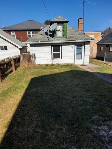 454 Park St, Rochester, PA 15074