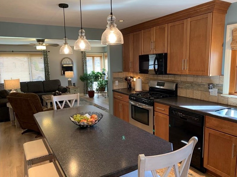 131 Buhl Blvd, Hermitage, PA 16146