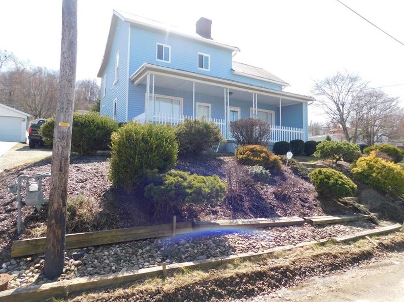 1715 Morris St, Waynesburg, PA 15370-8111