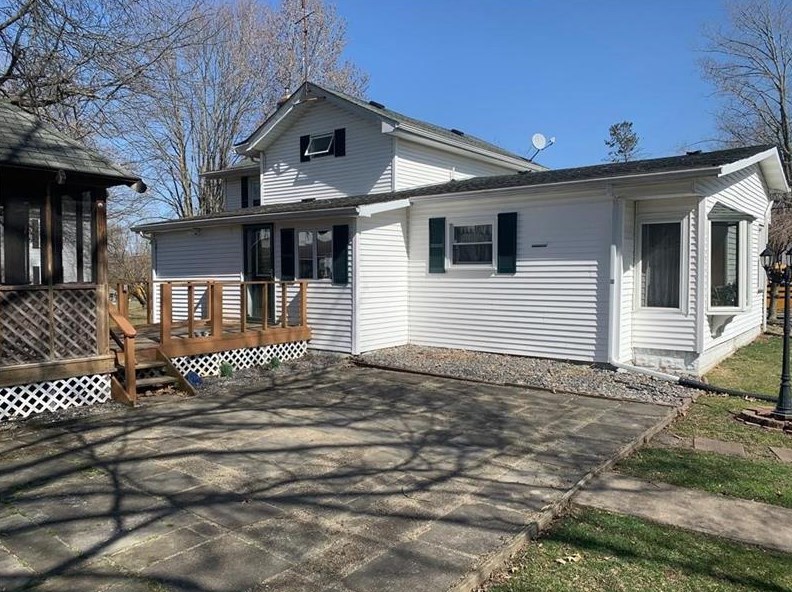 218 S Mercer St, Linesville, PA 16424