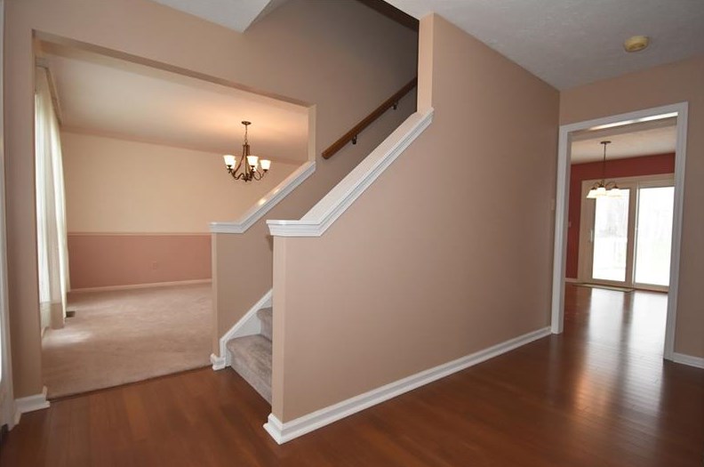 302 Timberlake Dr, Venetia, PA 15367-1376