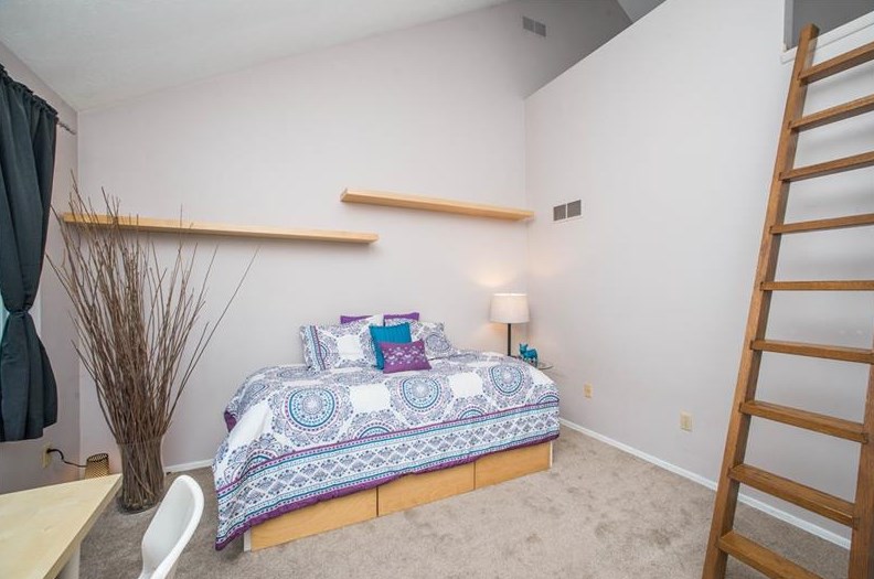 114 Will Scarlet Rd, Canonsburg, PA 15317