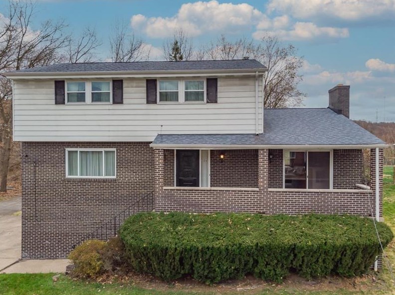 326 E Edgewood Ave, Trafford, PA 15085