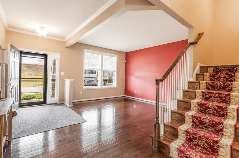 213 Old Hickory Rd, Zelienople PA  16063-4015 exterior