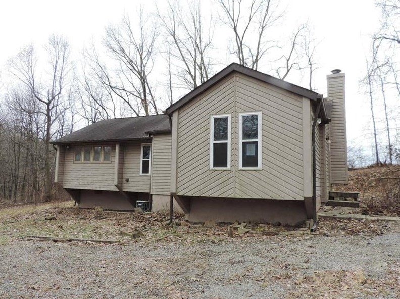 146 Blue Jay, Evans City, PA 16033