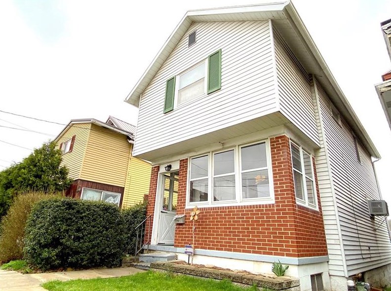 1814 Jefferson St, Greensburg, PA 15601-5519