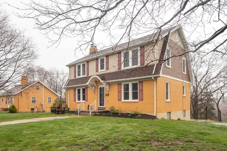 263 W Water St, Slippery Rock, PA 16057