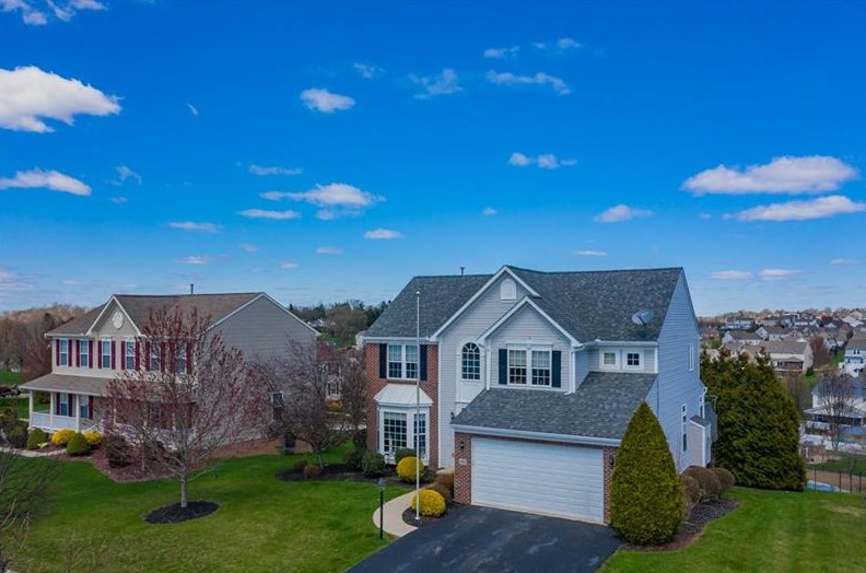11829 Palomino Ct, North Huntingdon, PA 15642
