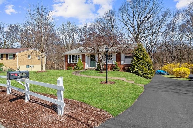 617 Stoneridge Dr, Allison Park, PA 15101-4252
