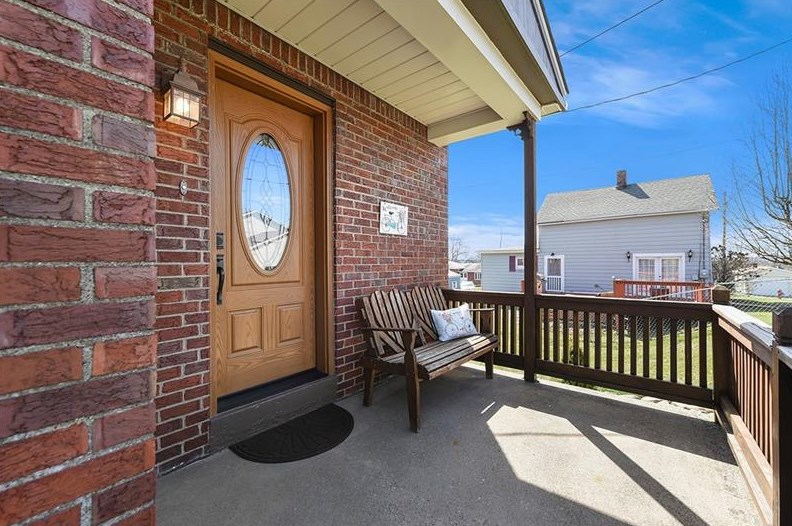 196 Highland Ave, Donora, PA 15033