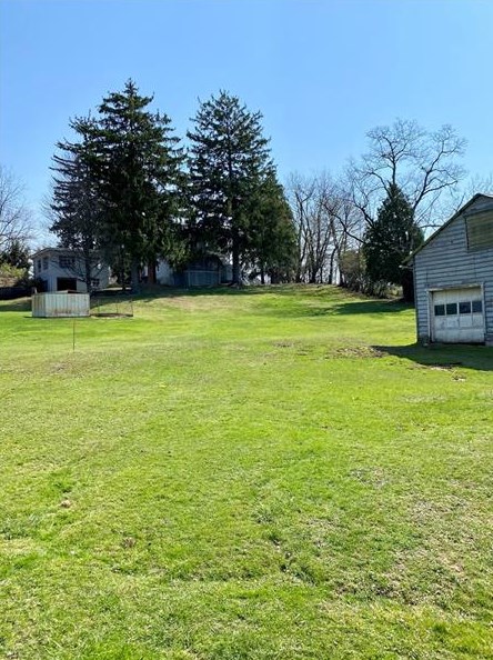 1734 Three Degree Rd, Seven Fields, PA 16046-3128