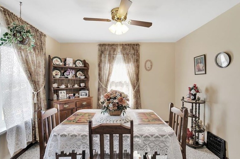 356 James St, North Versailles PA  15137-2026 exterior