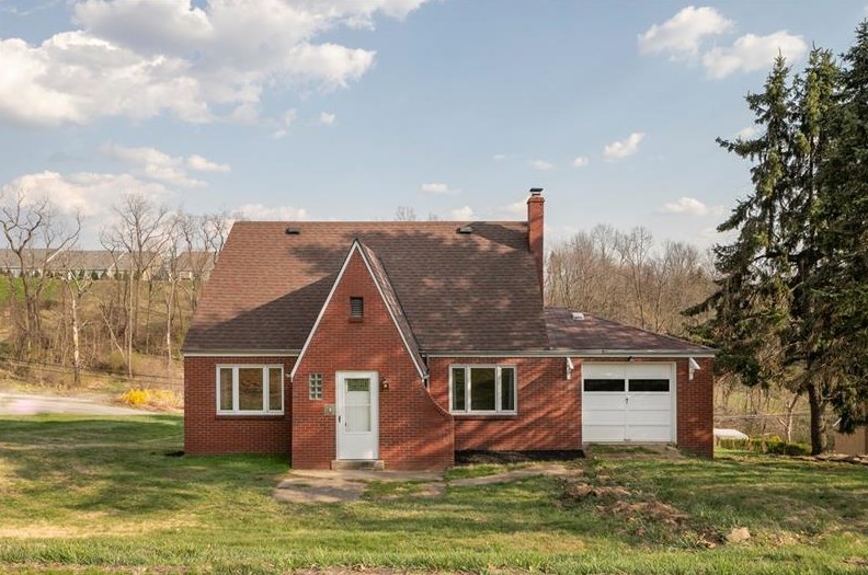 3530 Ridgeway Dr, Bethel Park, PA 15102-3002