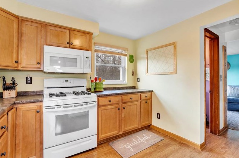 300 Drexel Dr, Monroeville PA  15146-6609 exterior