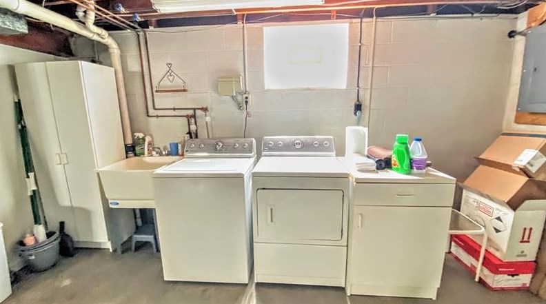 166 Lawrence Ave, Washington PA 15301-2031 exterior