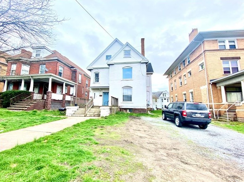 1206 Highland Ave, New Castle, PA 16105