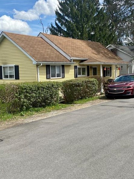 109 Park Rd, Midway, PA 15060