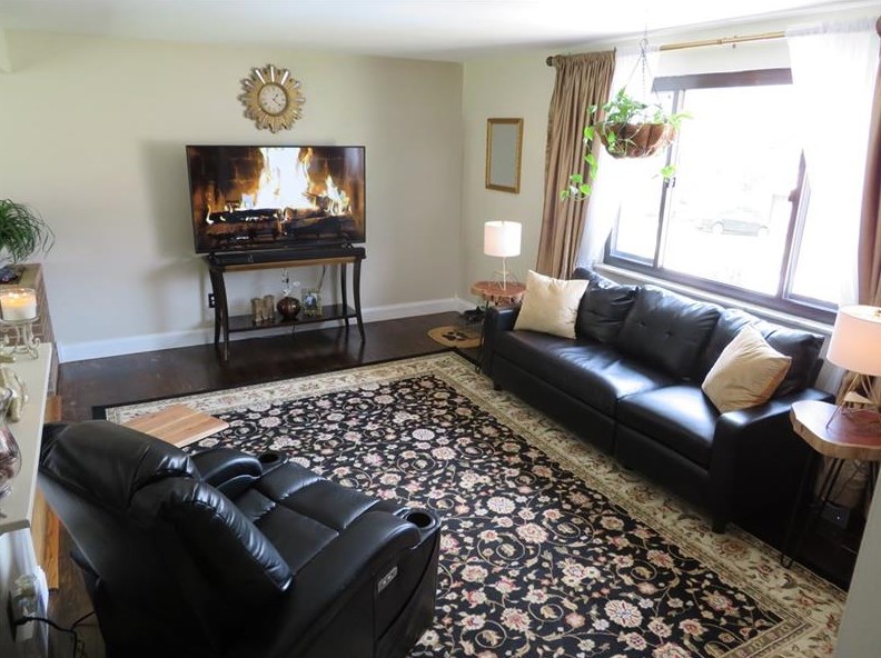 1413 Schauffler Dr, Whitaker, PA 15120