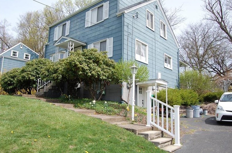 320 Richey Dr, Verona, PA 15147