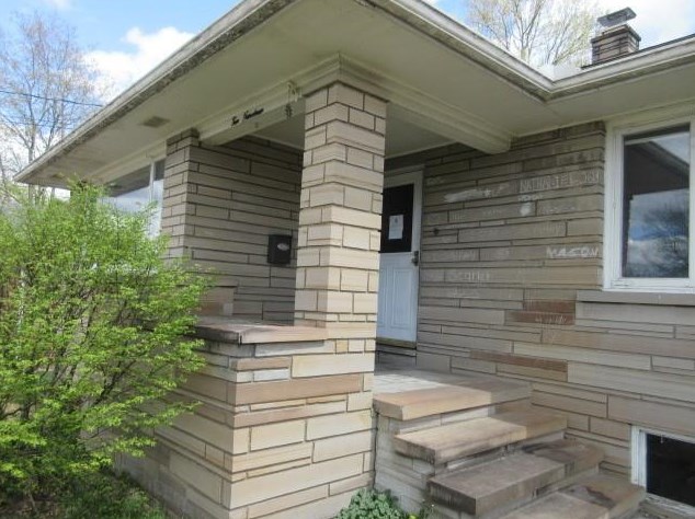 1019 Vine St, West Newton, PA 15089