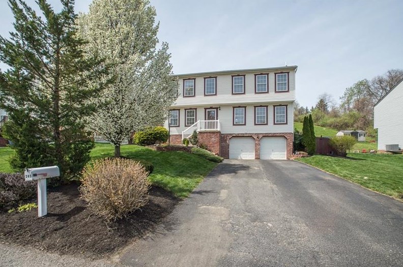 245 Rutherglen South, Noblestown, PA 15071