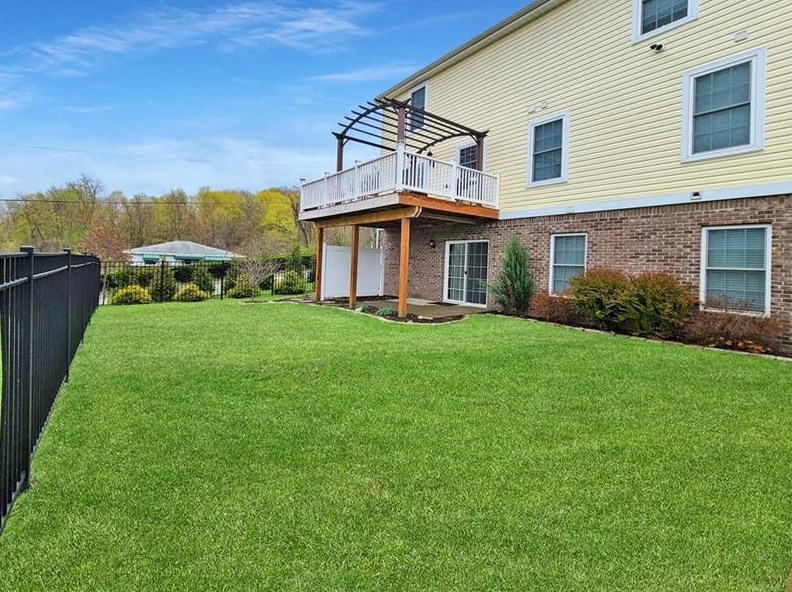 205 Outlook Ave, Mc Donald, PA 15057