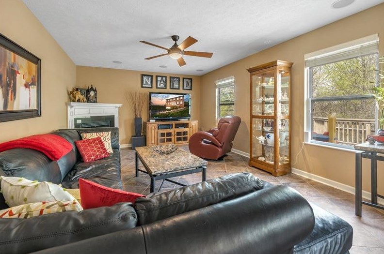 5018 Lenape Ct, Cheswick, PA 15024