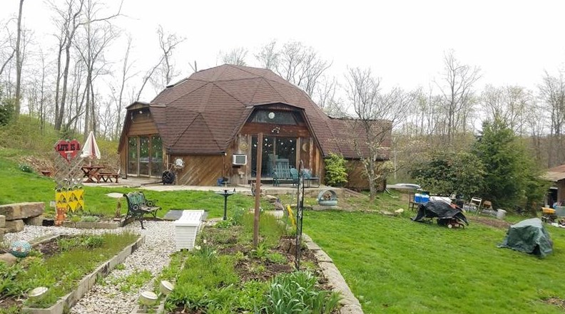 444 Leslie Rd, Valencia, PA 16059