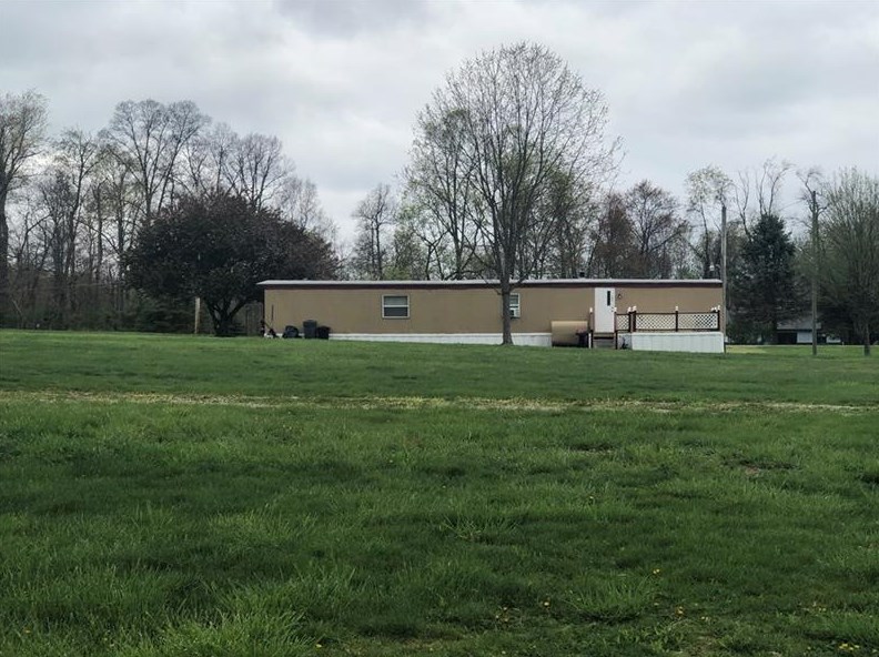 1492 Walnut Hill Rd, Smithfield, PA 15478