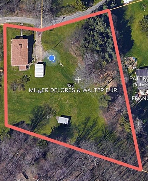 123 White Birch Ln, New Brighton, PA 15066