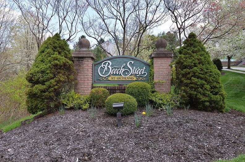 1102 Eddy Ct, Gibsonia, PA 15044