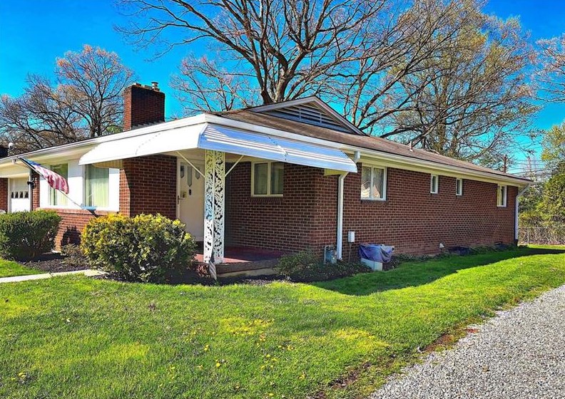 1845 Vollmer Dr, Glenshaw, PA 15116