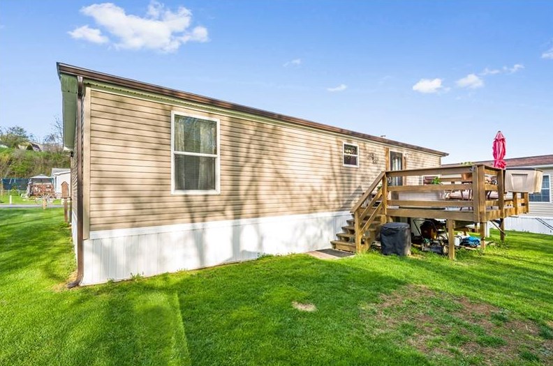 13 Liberty, Bentleyville, PA 15314