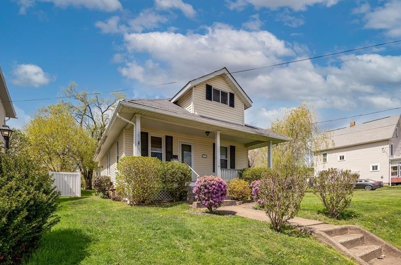 134 Garden Ave, Grove City, PA 16127