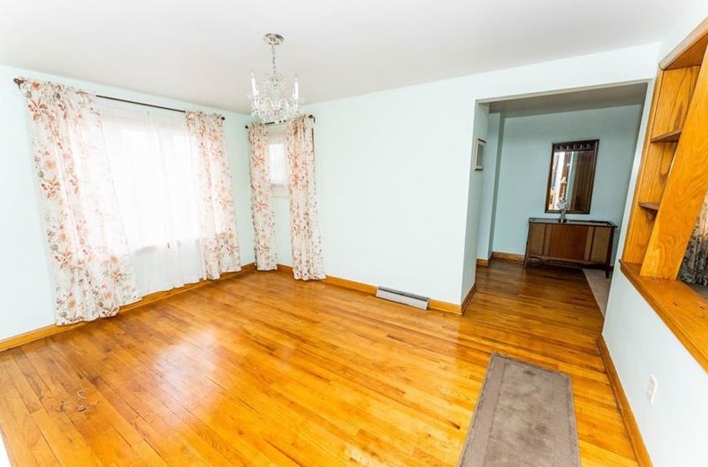 250 Anderson Ave, Indiana, PA 15701-2021