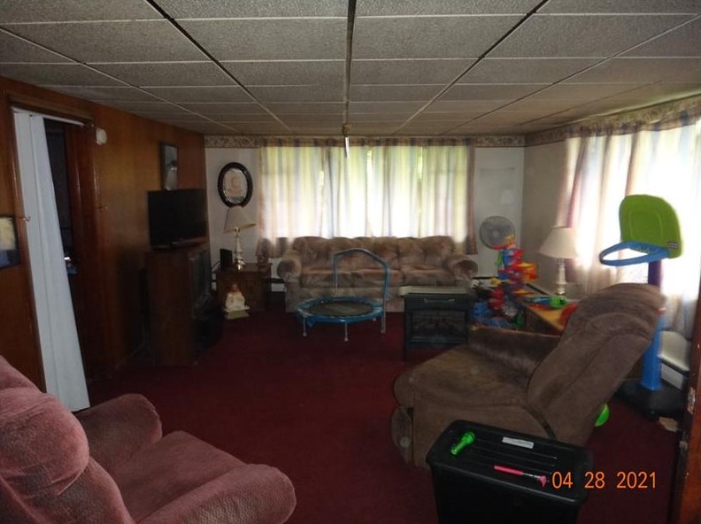1801 Graceland, New Castle, PA 16105